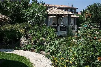 Achtis Boutique 4* Afytos