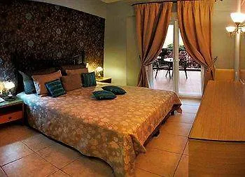Hotel Achtis Boutique 4*