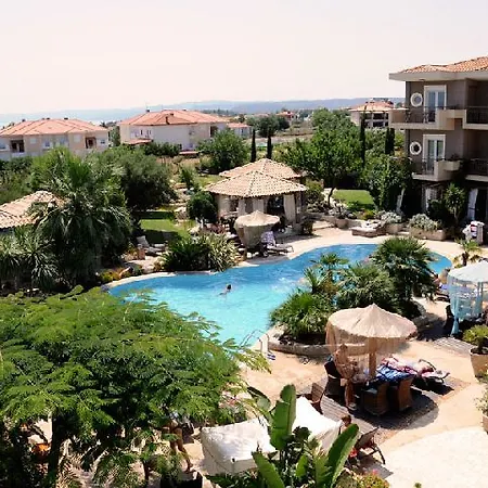 Achtis Boutique Hotel 4*